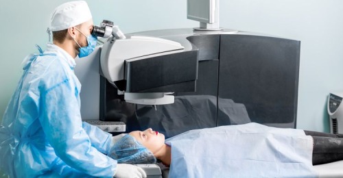 Jak wygląda kwalifikacja do laserowej korekcji wzroku krok po kroku